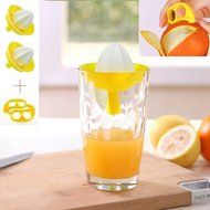 ProCIV Set of 2 Lemon Orange Convenient Juicer Funnel Shape Gift 2 Lemon Orange Peelers (Green) N2