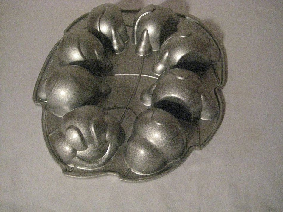 Nordic Ware Non-Stick Caterpillar Cake Pan