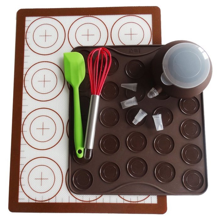 Silicone Macaron Piping Decorating Pot Macaroon Mats Set 4 Piping Nozzles Whisk N2