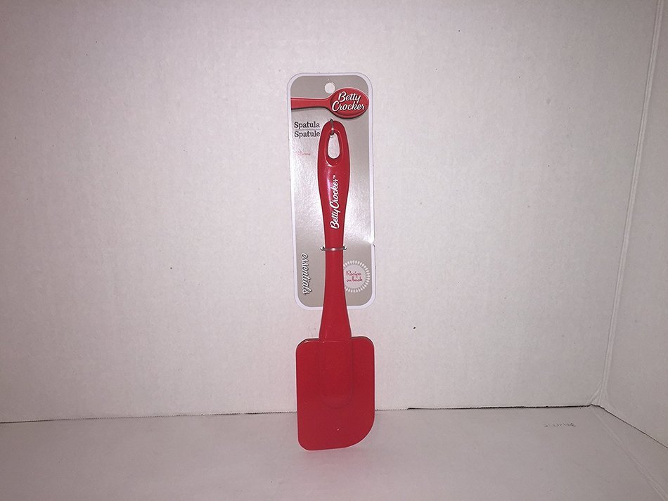 Betty Crocker Baking 8 Piece Bundle Includes Baking Pan, Rolling Pin, Measuring Cups,Spatule,Basting Brush,4 Mixing... N8