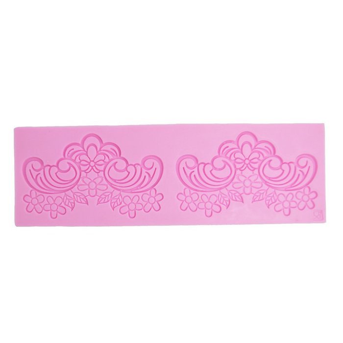 Holdding Fondant Cake Silicone Mold for DIY Cake Lace Decorating/A Lovely Cake Mold Making You Have Fun in Crafting N2
