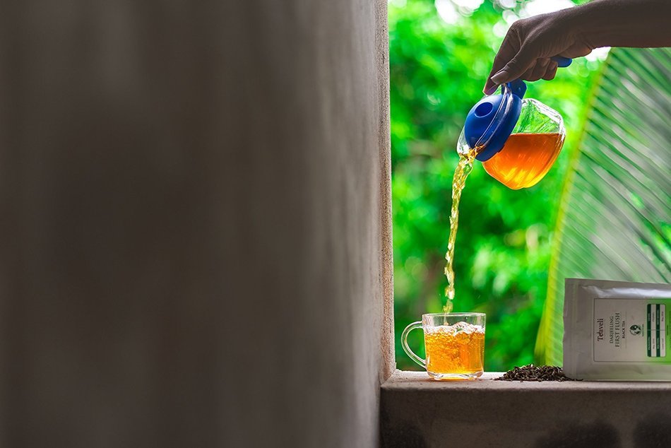 Fresh Darjeeling First Flush Organic Loose Leaf Black Tea- Fresh Black Tea-Lively and Full of Vigour from the... N8