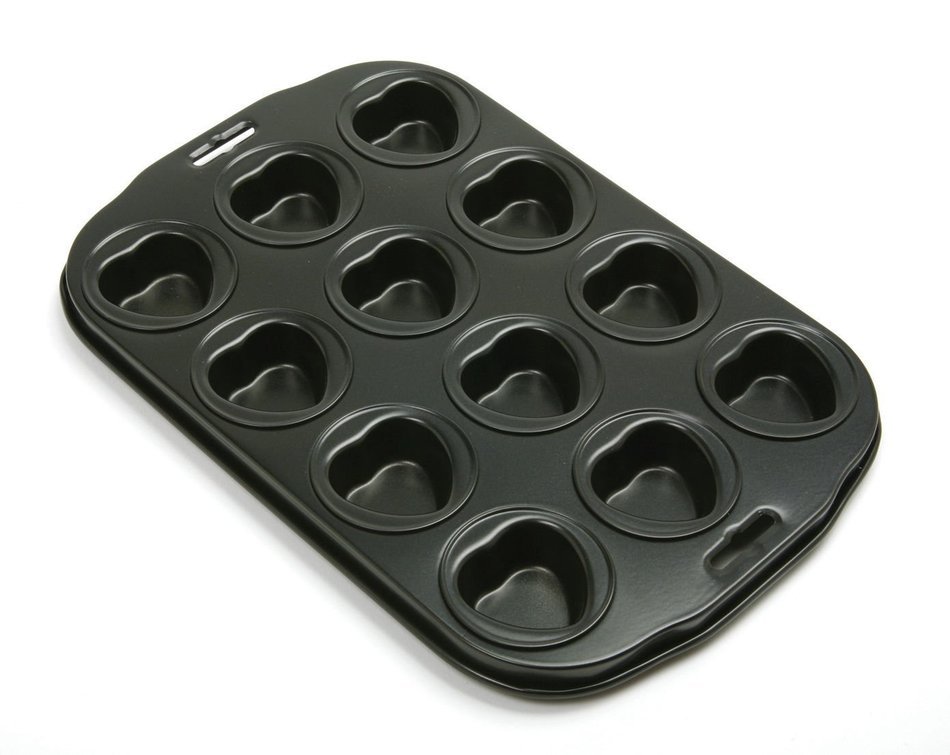 Kitchen, Dining & Bar 12-Cup Petite Non-stick Heart Muffin Bakin pan