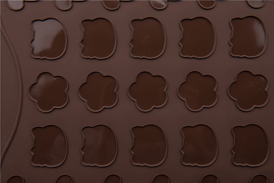 27 Cavity Cartoon Silicone Macaron Baking Mat Mickey Kitty Cherry