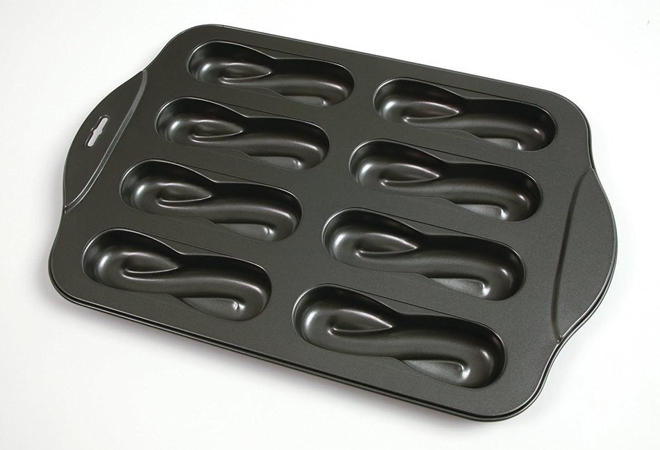 Kitchen, Dining & Bar Nonstick 8-Cavity Swirl Donut Cake Pretzel Pan