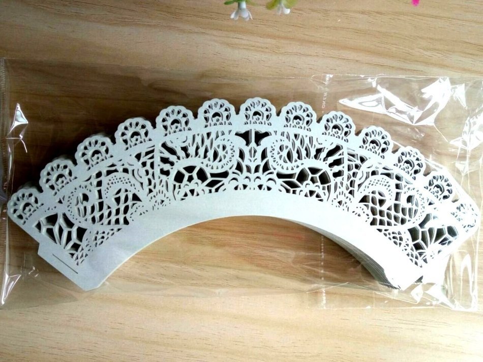MOST ELEGANT CUPCAKE WRAPPERS 100 pcs Filigree (White) - US Stock = fast delivery! Paper Cups Little Vine Lace...
