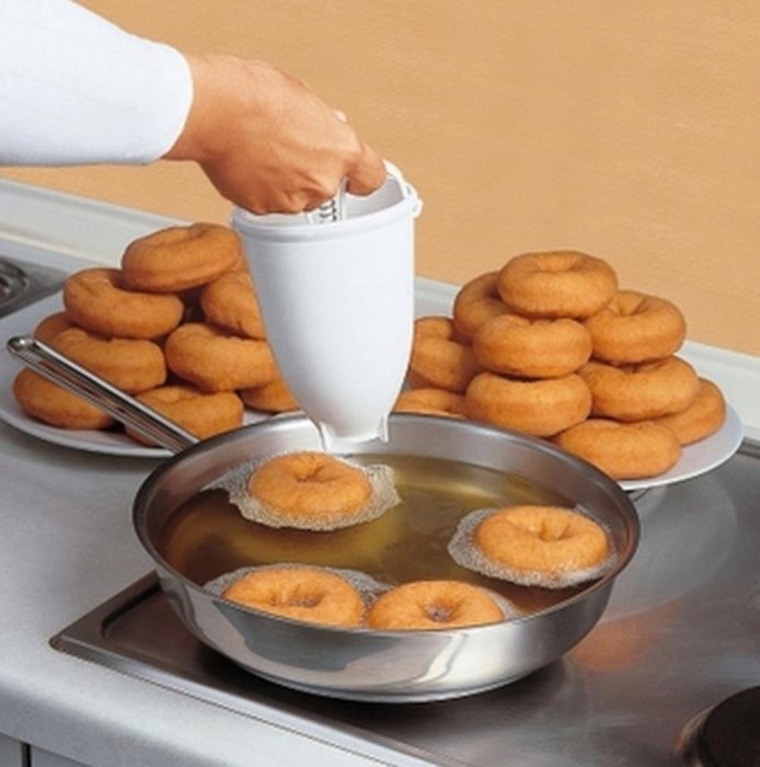 Mini Plastic Donut Doughnut maker for home made baking Size 4" x 7.25" N2