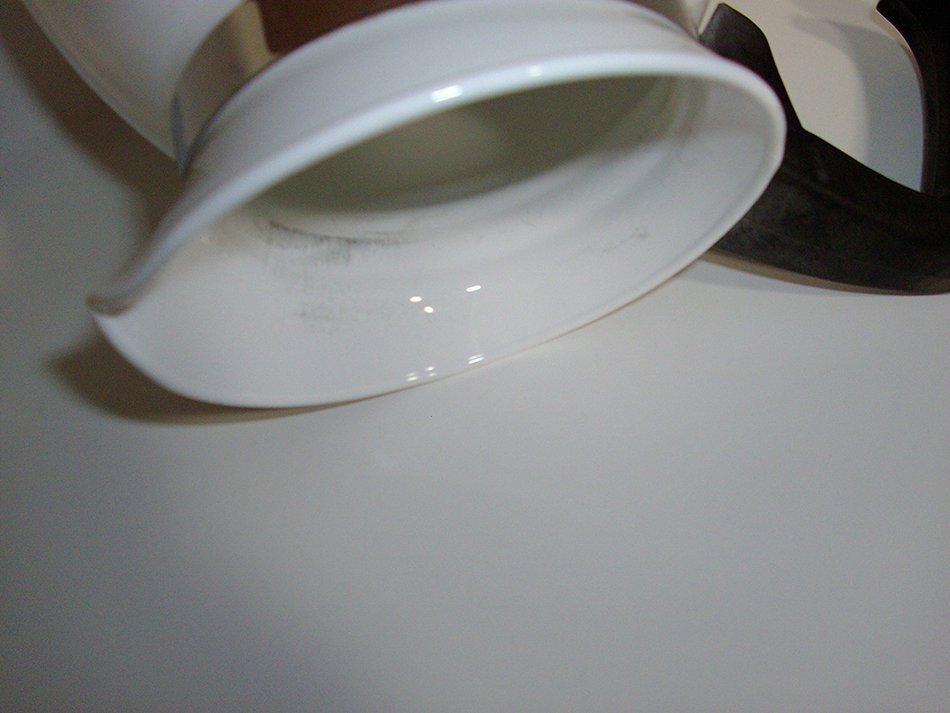Corning Ware 6 Cup All White Tea Pot Steel Lid P-204-B N4