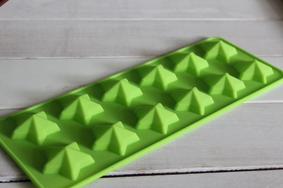 Ice Pop Molds Silicone Baking Mould Mold Chocolate Cake Cookie Muffin Candy Jelly Ice Cube (Type 5-8 Leaves) N9