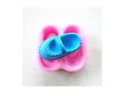 Wocuz W0558 a Pair of Baby Shoes Shape Silicone Fondant Gumpaste Makin Mold Cake Decorating Mold Tool