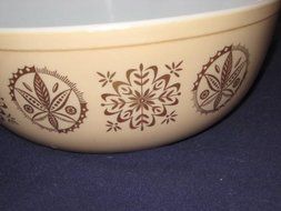 Vintage Pyrex 1958 Promotional " Hex Signs " Pattern Large 4 Quart Mixing Nesting Batter Bowl
