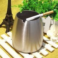 Scotte(TM) New Stainless steel ashtray windproof Unbreakable Ashtray large size N4