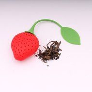 1 X Cute Fantastic Strawberry Design Silicone Tea Strainer N2