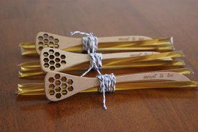 Flat Honey Dippers with Meant to Bee Engraving (25) N2