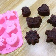 Candy Making Molds, 2PCS YYP [6 Cavity Insect and Moon Shape Mold] Silicone Candy Molds for Home Baking - Reusable... N2