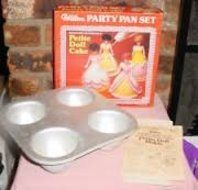 Wilton Party Pan Set Bake and Decorate a Petite Doll Cake