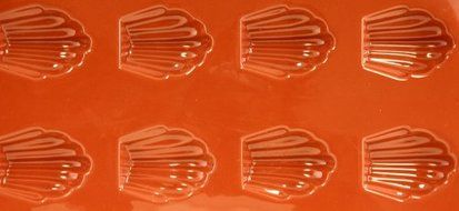 World Cuisine Non-Stick Silicone Mold, Madeleine N2