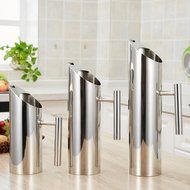 Stainless Steel Water Pitcher with Ice Guard, Straight Pot Frozen/Unboiled Water/Juice/Beer/Coffee Bottles Water... N2