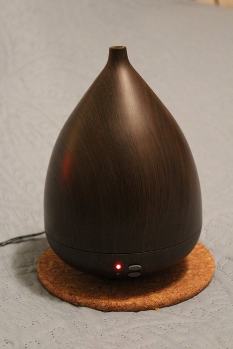 Wood grain Aroma diffuser humidifier. (Light Wood Grain)