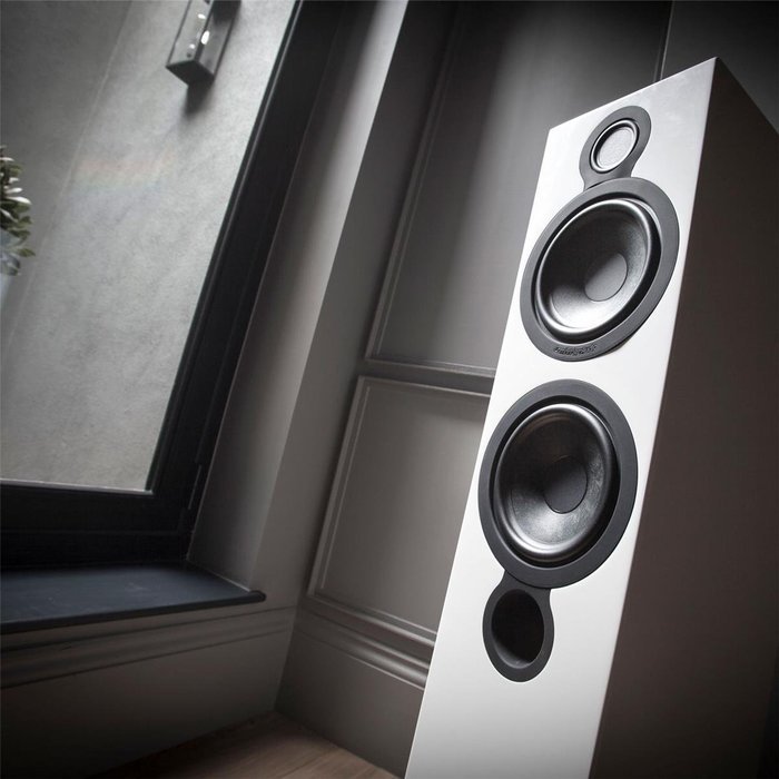 Cambridge Audio - Aeromax 6 - Floorstanding Speakers in Gloss White (Pair)