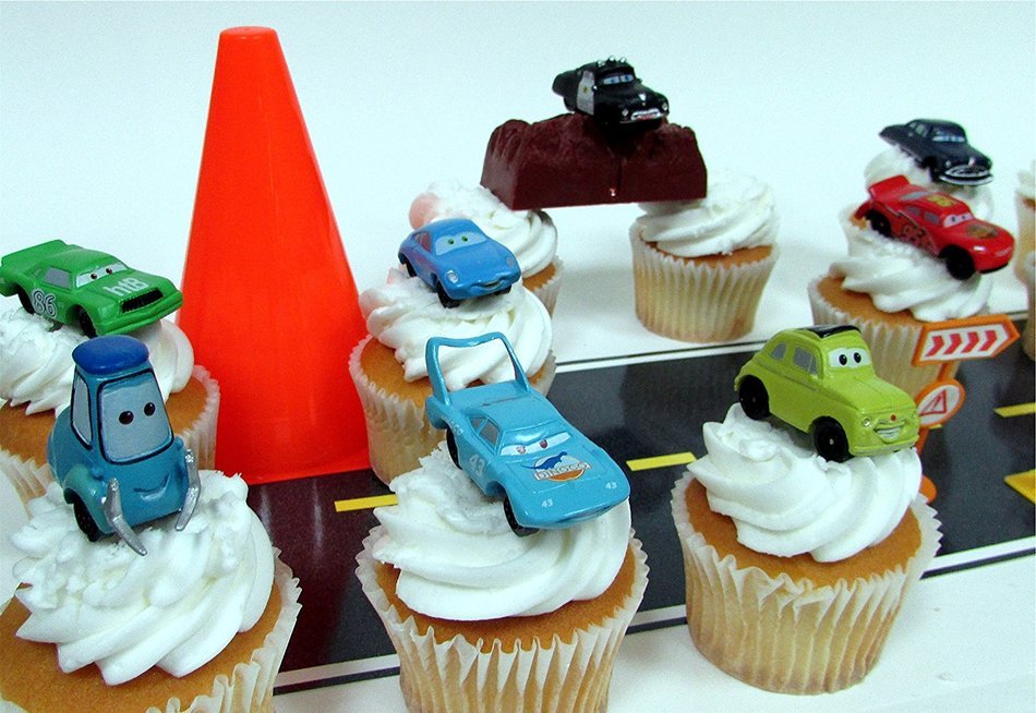 CARS Radiator Springs City Scape 20 Piece Birthday CUPCAkE Topper Set Featuring 12 Random Cars Figures and Radiator... N2