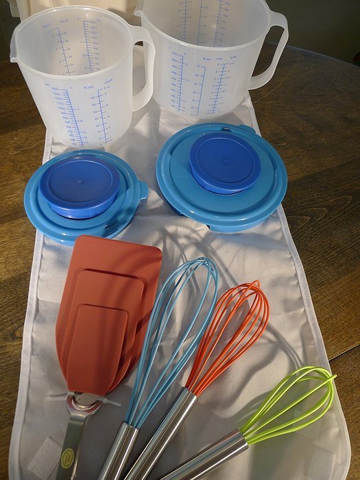 Batter Bowl, Whisk, and Spatula Kitchen Set