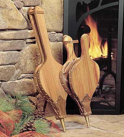 American-Made Black Willow Hardwood Bellows with Hand-Rubbed Oil Finish
