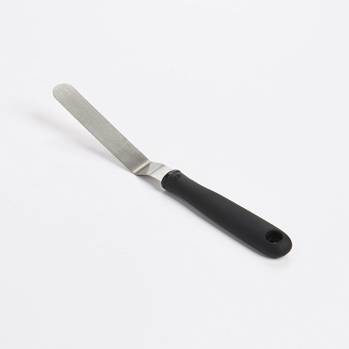 OXO Good Grips Offset Icing Spatula N3