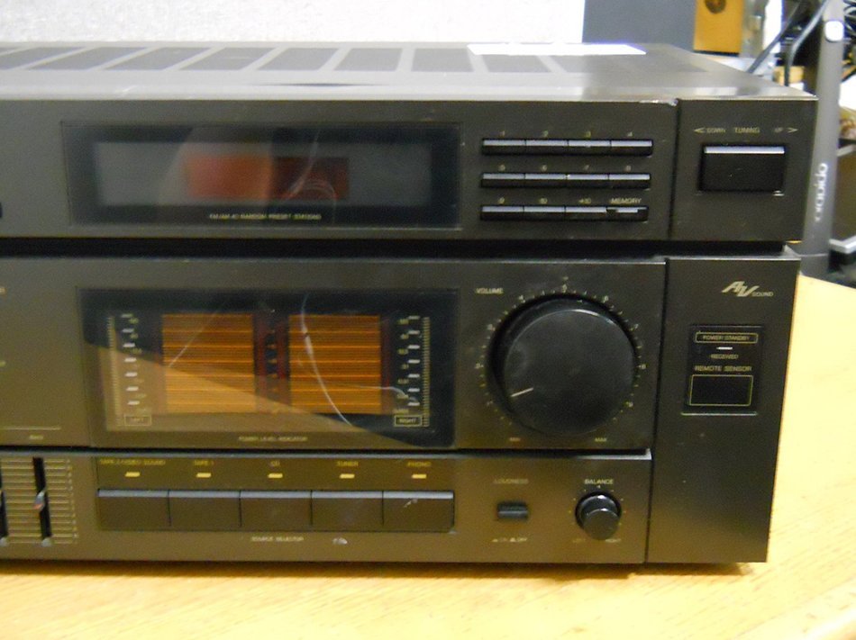 JVC FX-97 FM AM Computer Controlled Tuner with QuartzLock N2