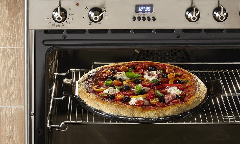 Emile Henry Made in France Flame Top Pizza Stone, Black. Perfect for Pizzas or Breads. In the Oven, On Top of... N3