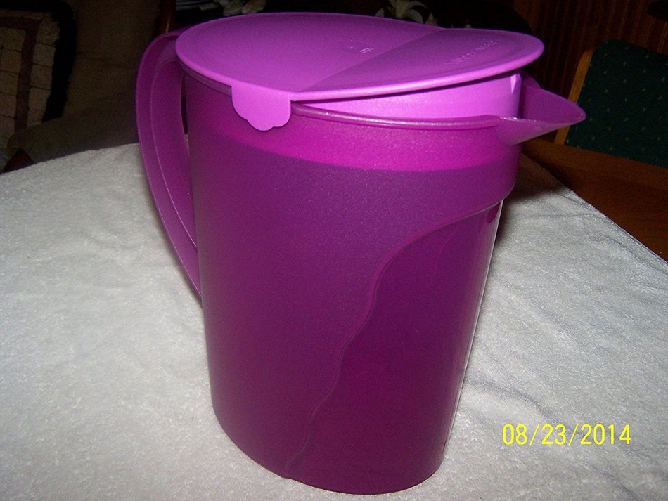 Tupperware Impression Pitcher Purple Rocker Top 1gal.