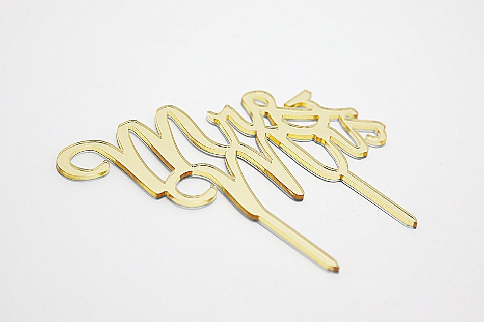 Elegant Gold Mr and Mrs Cake Topper - Luxury Wedding Cake Toppers - Finish Off Your Wedding Cake in Chic Style... N3