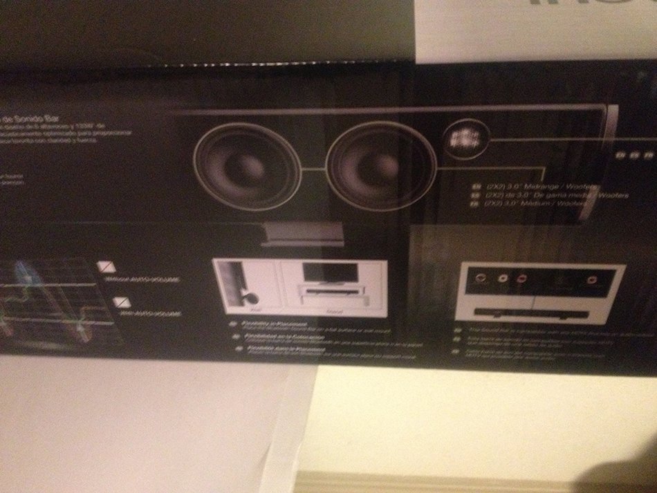 Hitachi HSB40B16 40 inch Bluetooth-Enabled Sound Bar