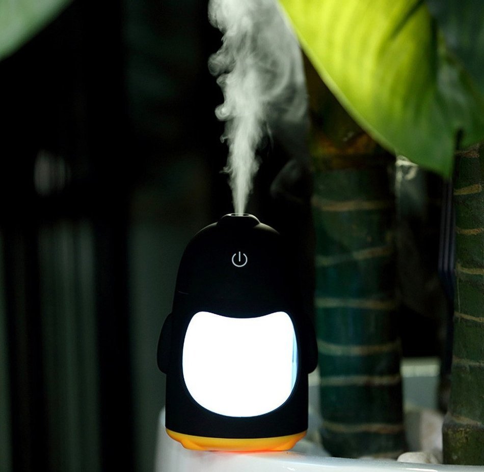 Rukiwa Portable Penguin Humidifier Mini Night Light USB Humidifier Air Purifier (Green) N4
