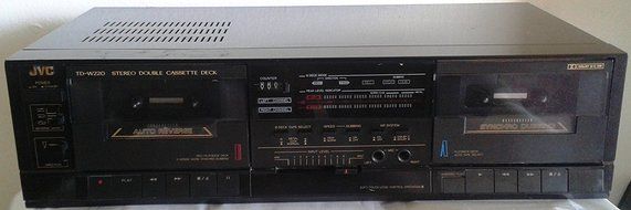 JVC TD-W220 Recordable Stereo Double Cassette Tape Deck Complete with Audio Vido Cables and Digital PDF Service...