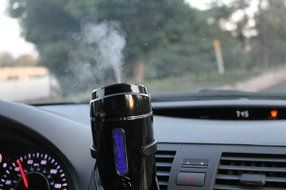 Discountedtous Mini 180ML Travel and Car USB Air Humidifier Vehicle Mounted Humidifier for Car/Office/Home (Black) N5