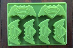 Batman vs Superman Birthday Cake Pan silicone Candy chocolate Mold Tray