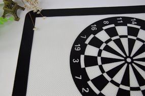 Homankit Silicone Baking Mat - Interesting Dartboard Design - 11 5/8" x 16 1/2" Reusable Non-Stick Liner for Macaron...