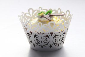 Kuke 24 pcs ET Alien Face Laser Cut Cupcake Wrappers Cupcake Liners Muffin Container for Baby Shower Baby Birthday... N2