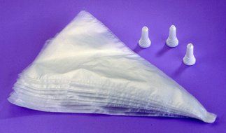Hutzler Disposable Decorating Bags &amp; Nozzles Set, 12&quot;, Natural
