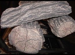 Kingston Gas Log Size: 8" H x 18" W x 8" D N7