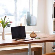 Victsing 150ml Mini Ultrasonic Aroma Essential Oil Diffuser, Wood Grain Cool Mist Humidifier for Office Home Study... N10