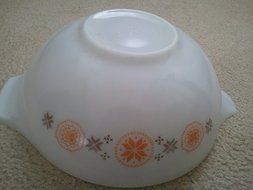 PYREX CINDERELLA 4-QT. BOWL #444