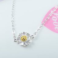 Morenitor[TM] Jewelry Earrings Stud 18k Gold-plated 100% 925 Sterling Silver Daisy Flower Stud Earring. N14