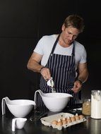 Curtis Stone Hold Me White Melamine Mixing Bowl, 1-1/2-Quart