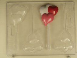 Three rounded hearts grouped together V184 Valentine&#039;s Day chocolate candy mold