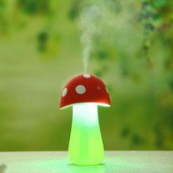 Yquelle Mini USB Ultrasonic Humidifier Mushrooms Humidifier with LED Lighting Creative Gifts Ideal (Red) N12