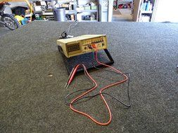 Fluke 8050A Digital Multimeter DMM w/ Test Leads N3
