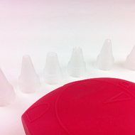 DIY Silicone Macaron Kit Cookie Decorating Pot Fondant Tools Cream Milker of Baking Supplies with 6pcs Piping...