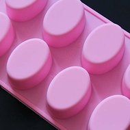 Y&amp;XL&amp;H 8-Cavity Oval Soap Mold Silicone Chocolate Mould Tray Homemade Muffin Making(Random Color)